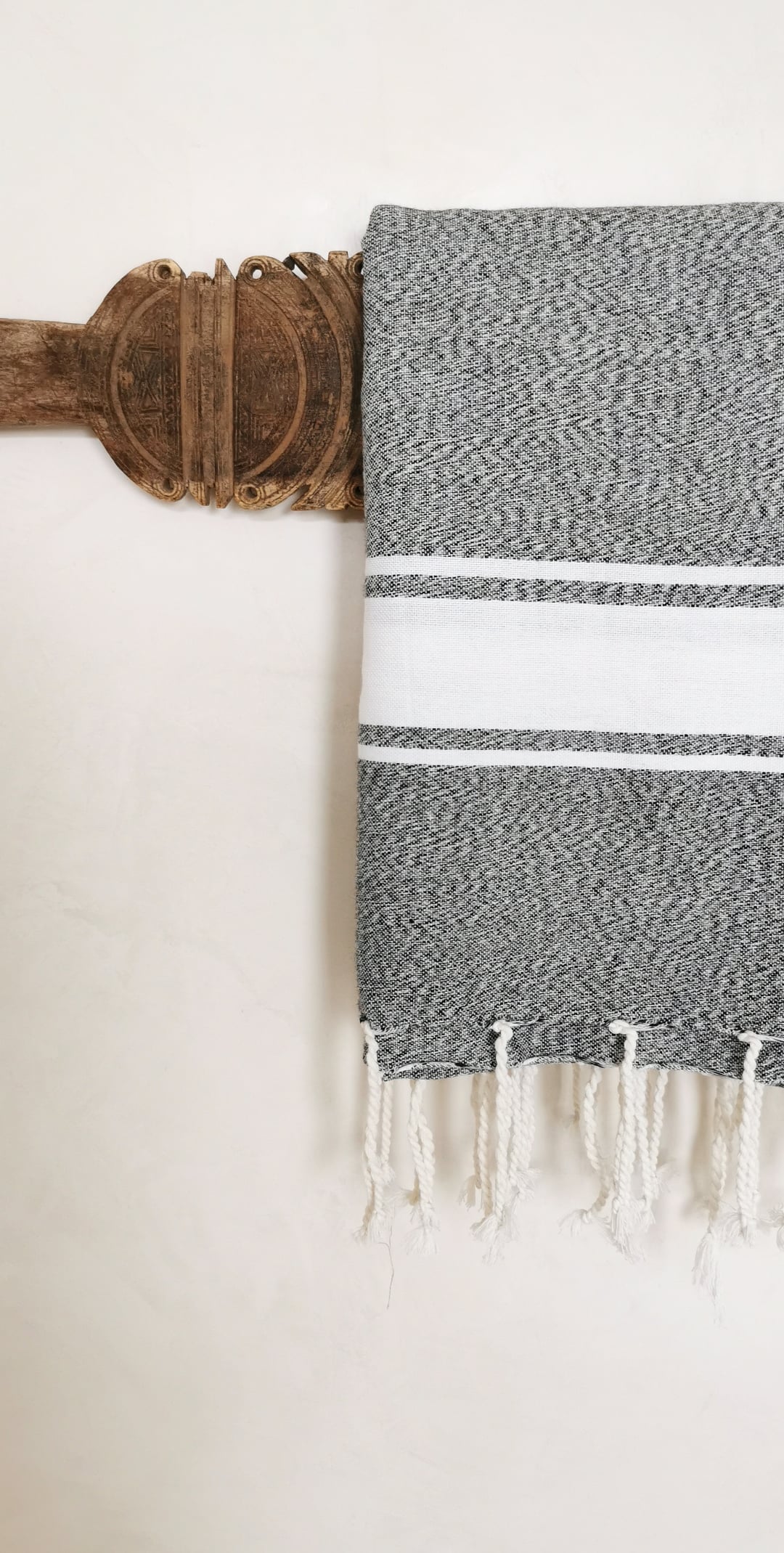 Fouta plate grise