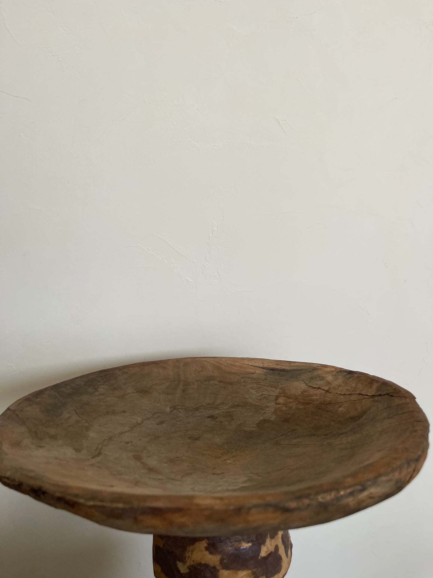 Piédestal en bois