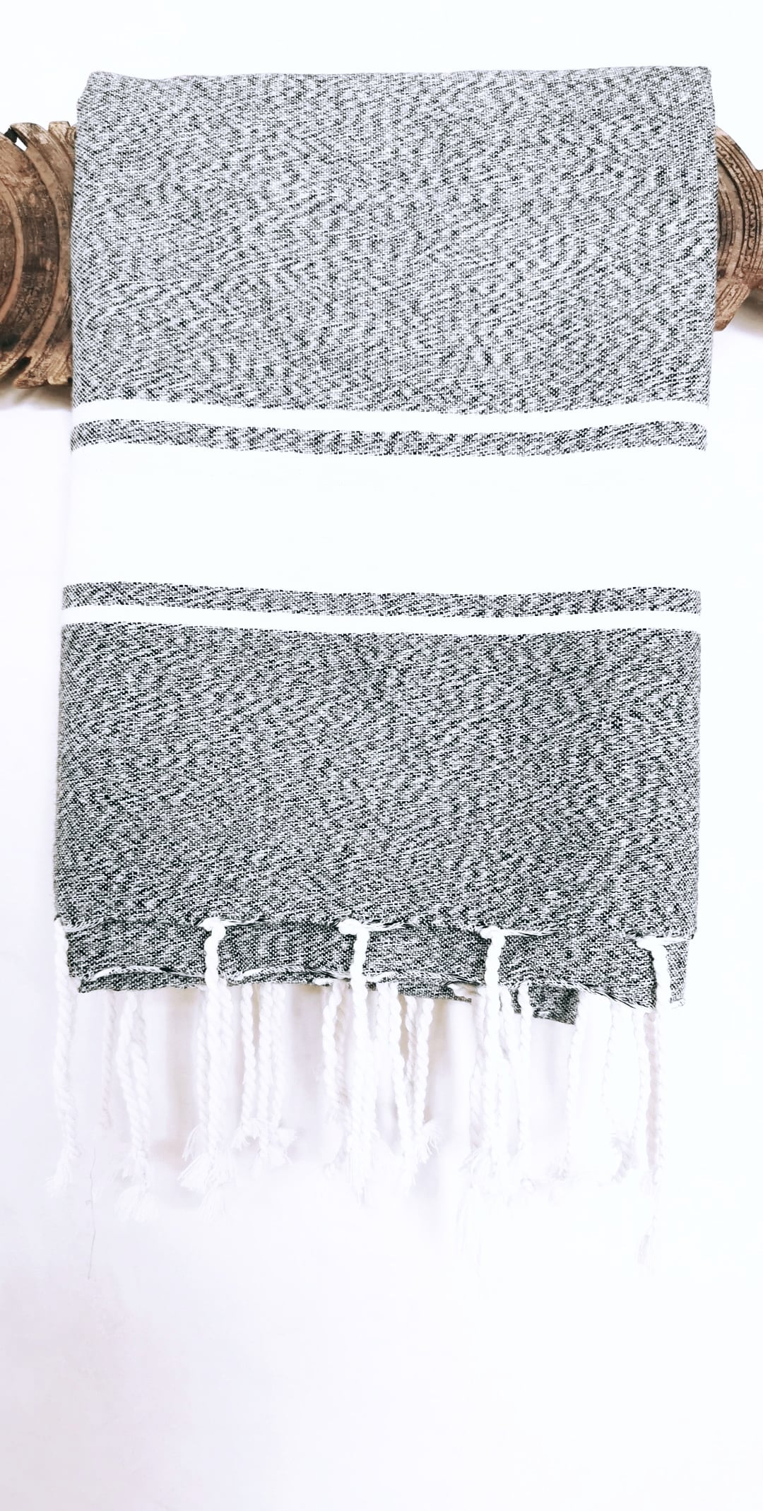 Fouta plate grise