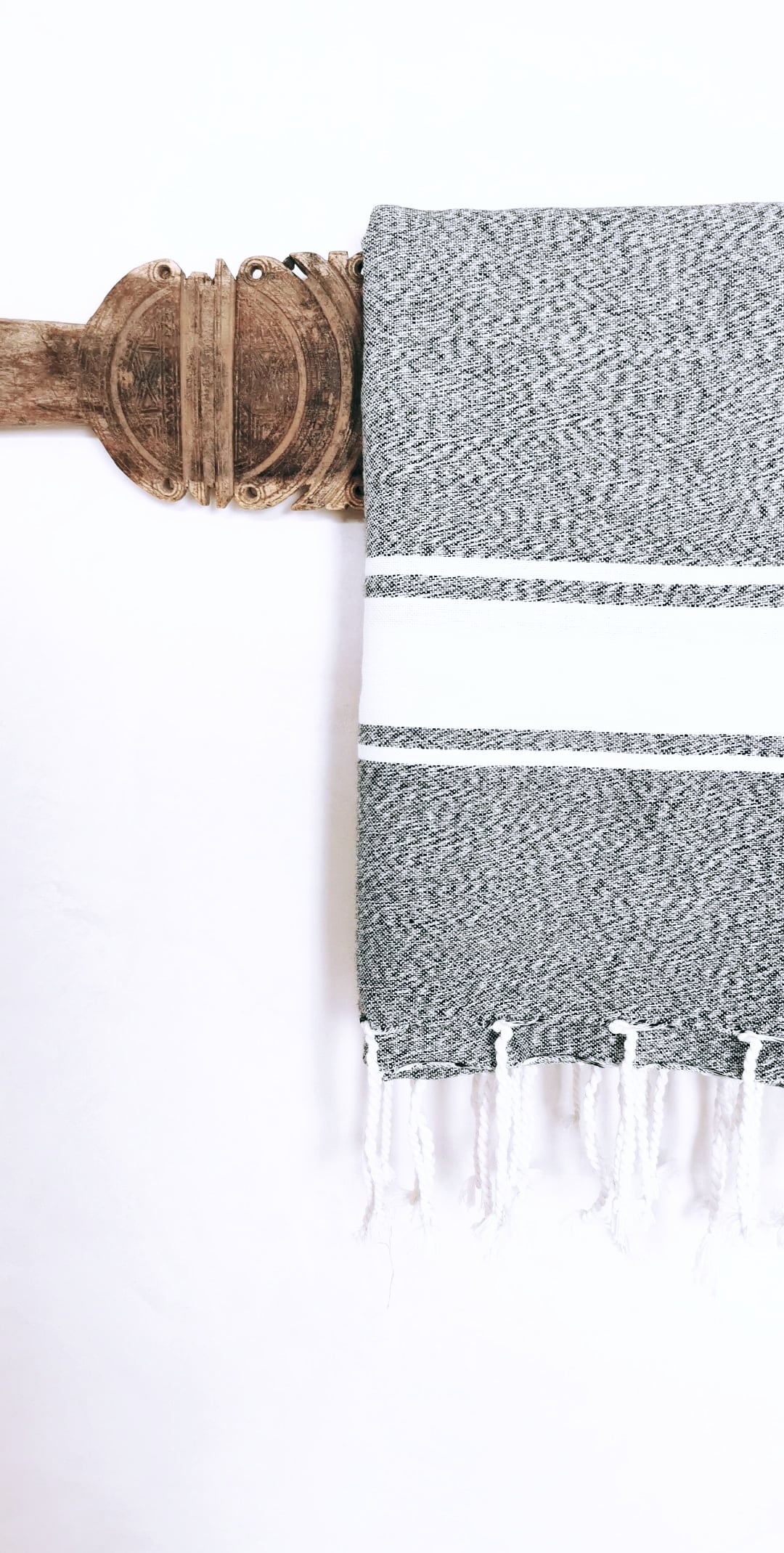 Fouta plate grise